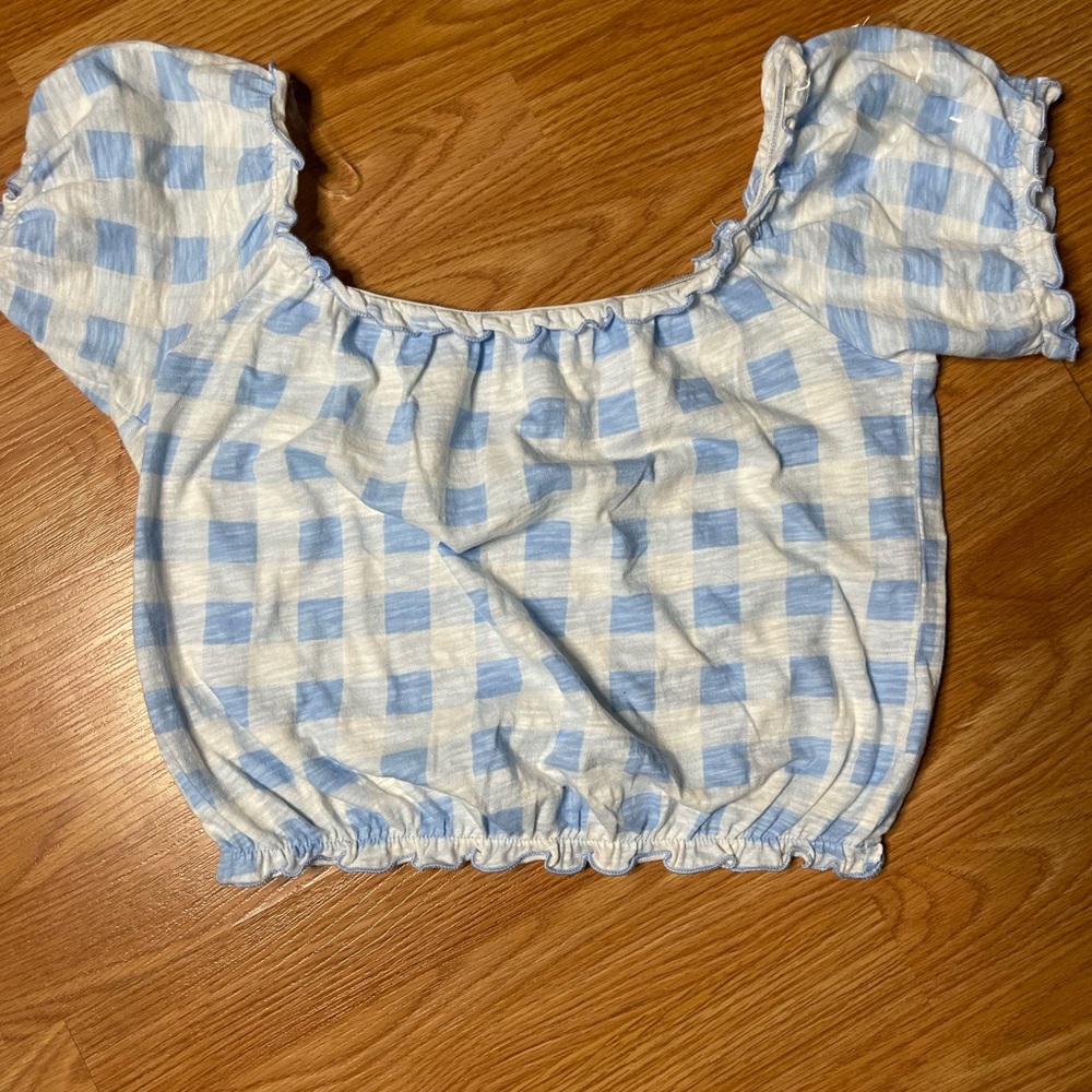 Crop top